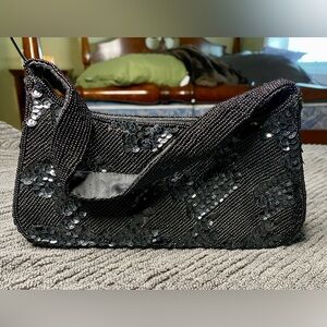 SMALL BEADED PURSE CLUTCH